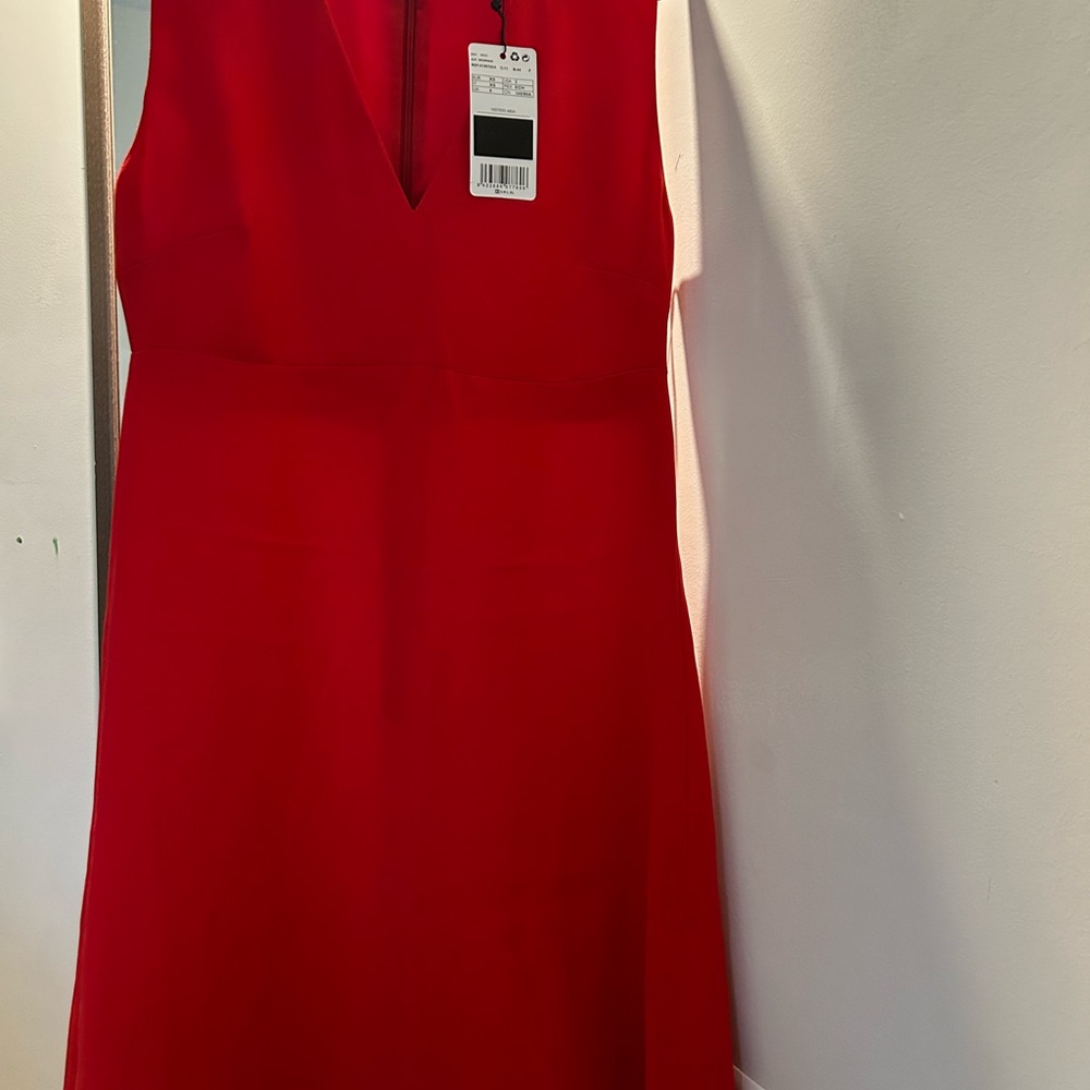 Elegant Red Sleeveless Dress